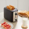 Does the Amazon Basics KT-3680 make it to the best toaster reviews for budget buyers?