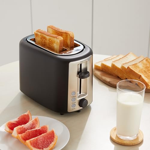 Does the Amazon Basics KT-3680 make it to the best toaster reviews for budget buyers?